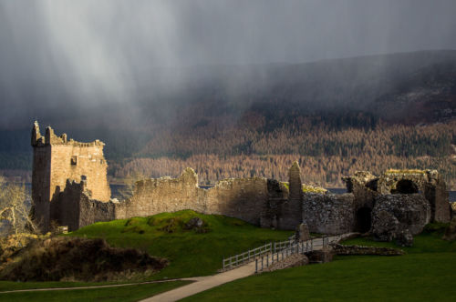 Castillo de Urquhart. Foto por Megan Sanford en Unsplash