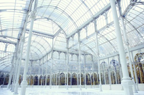 Palacio de Cristal. Foto por Sunyu en Unsplash