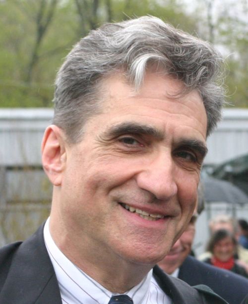 Poeta estadounidense Robert Pinsky