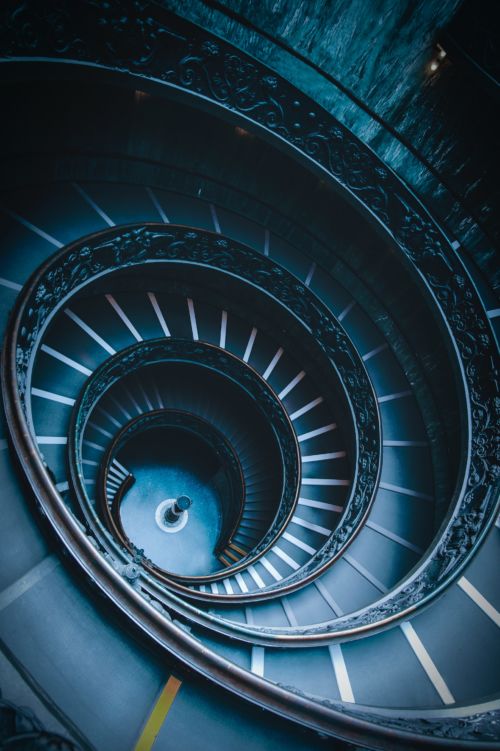 Espiral. Foto por Cristina Gottardi en Unsplash