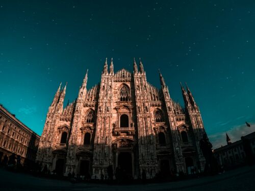 Catedral. Foto por Benjamin Voros en Unsplash