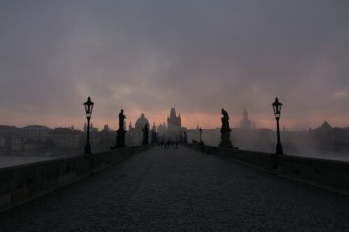 Puente Charles, Praga. Foto por Ryan Lum en Unsplash