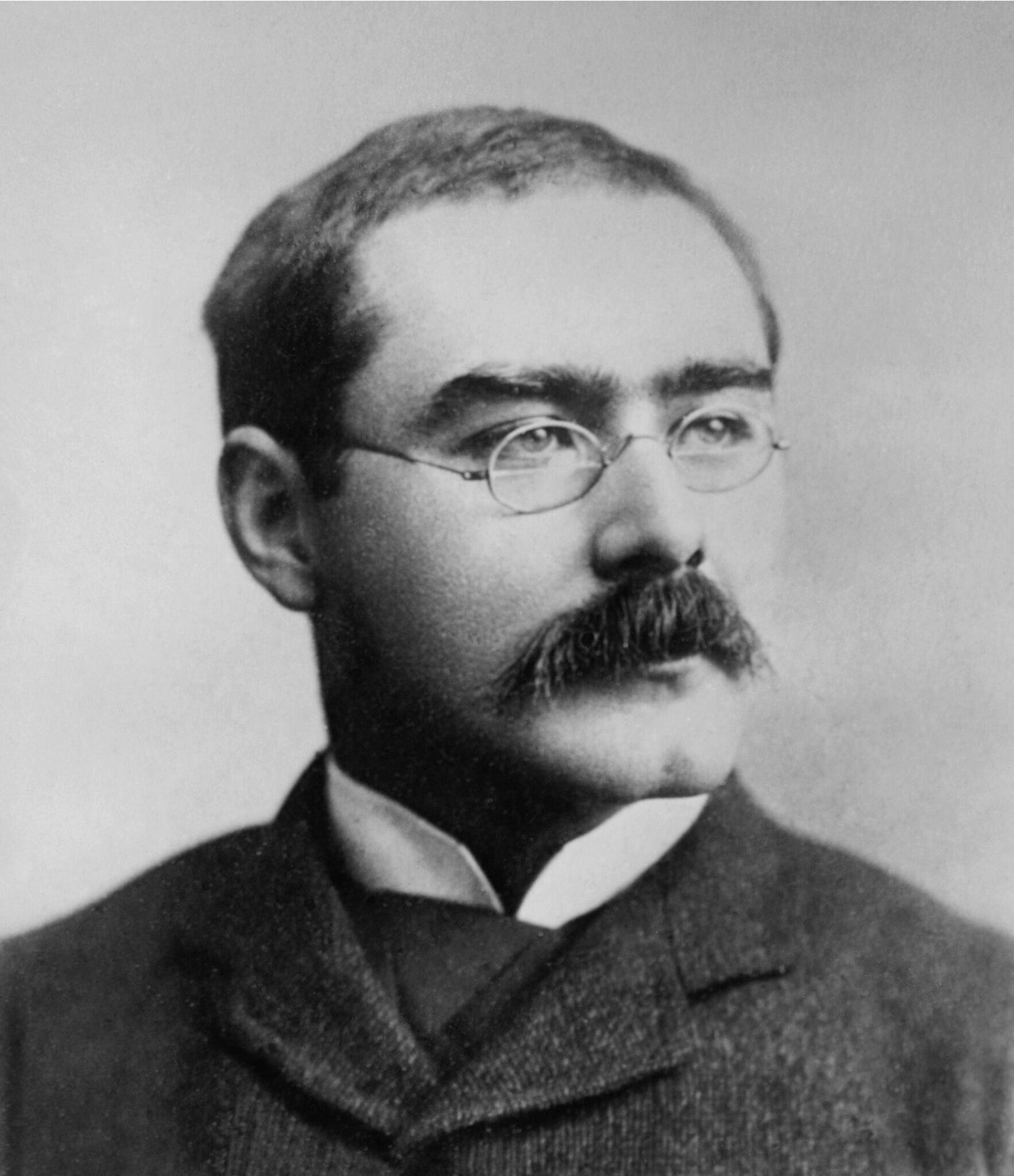 biografia de rudyard kipling resumen